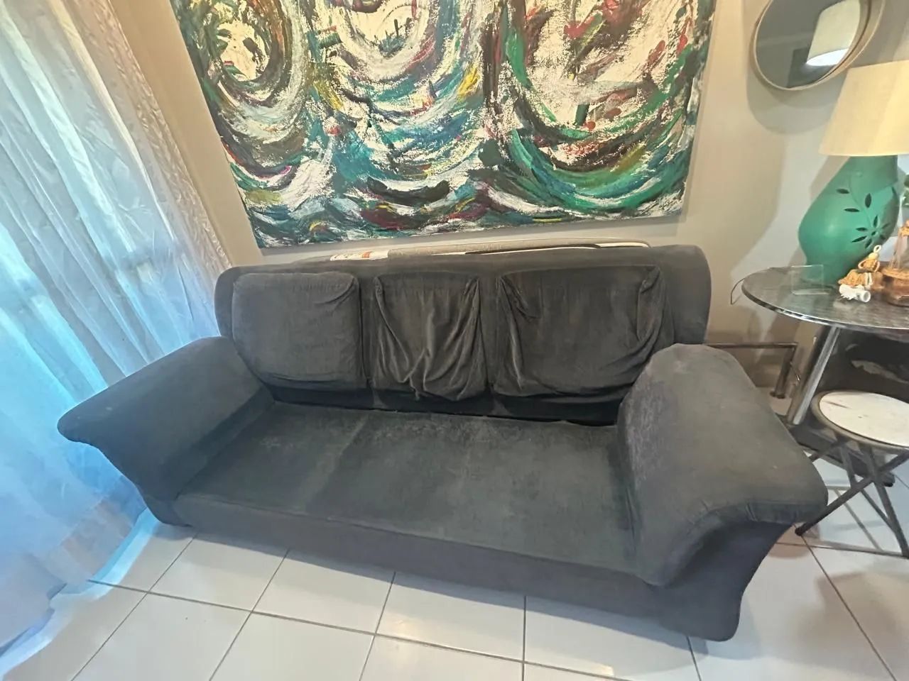 Vendo Sofá Precisando de Reforma (ACEITO PROPOSTA) - Foto 2