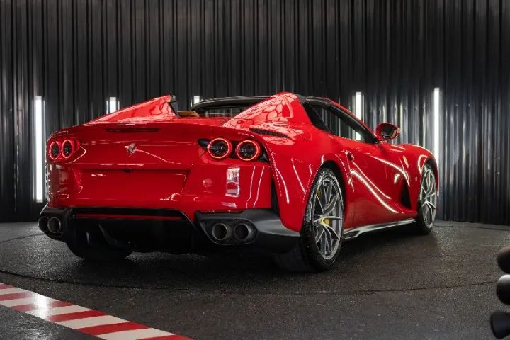 Ferrari 812 GTS 6.5 V12 800cv, foto 15 de 20