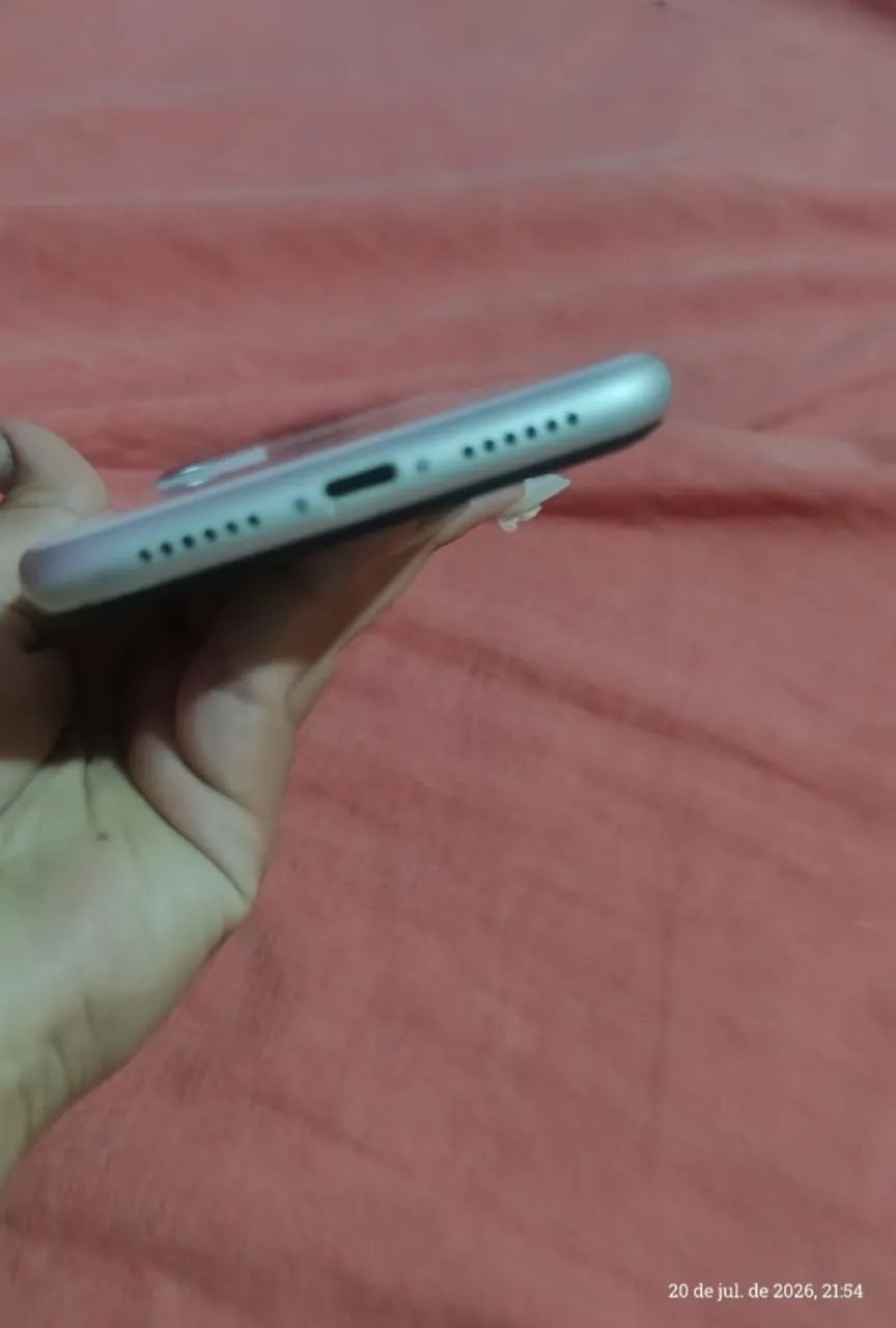 Vende-se IPhone 11 - Foto 2