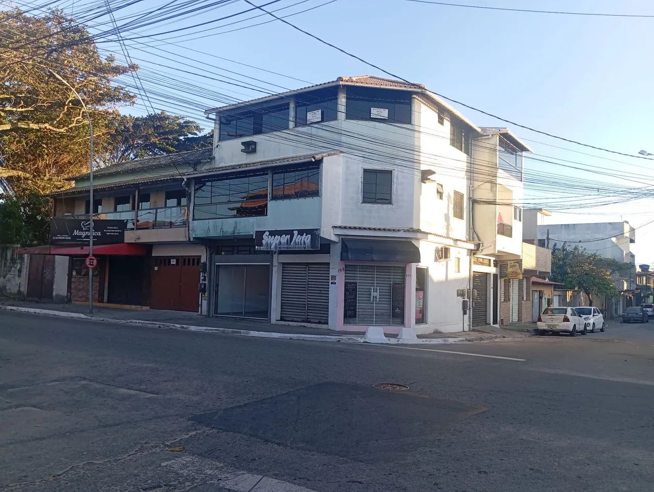 Aluga-se 