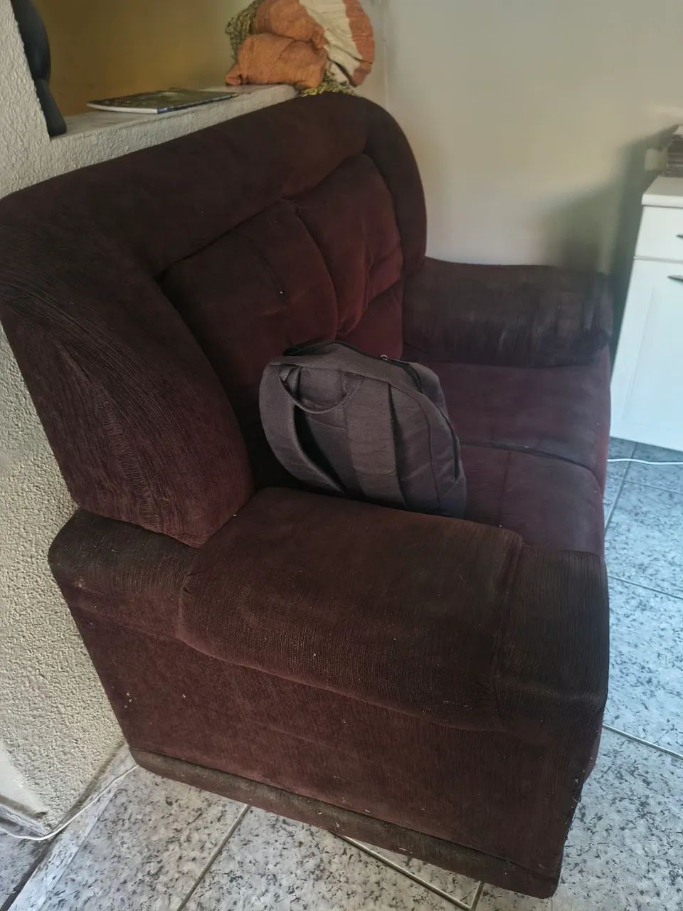 vendo sofá 3 e 2 lugares bom estado 