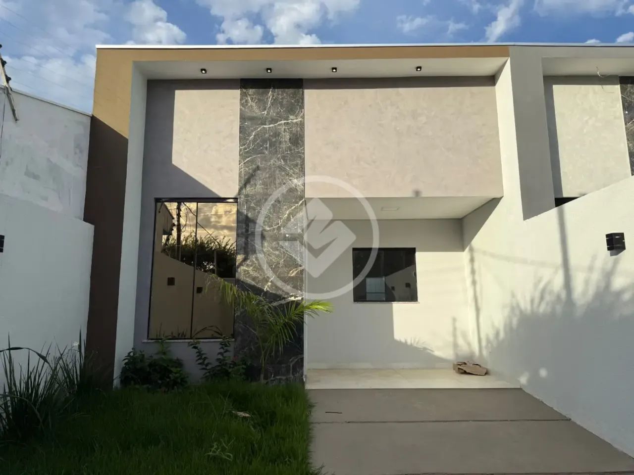 Casa Nova à Venda no Altos do Coxipó | 3 Quartos 1 Suíte codigo: 329711