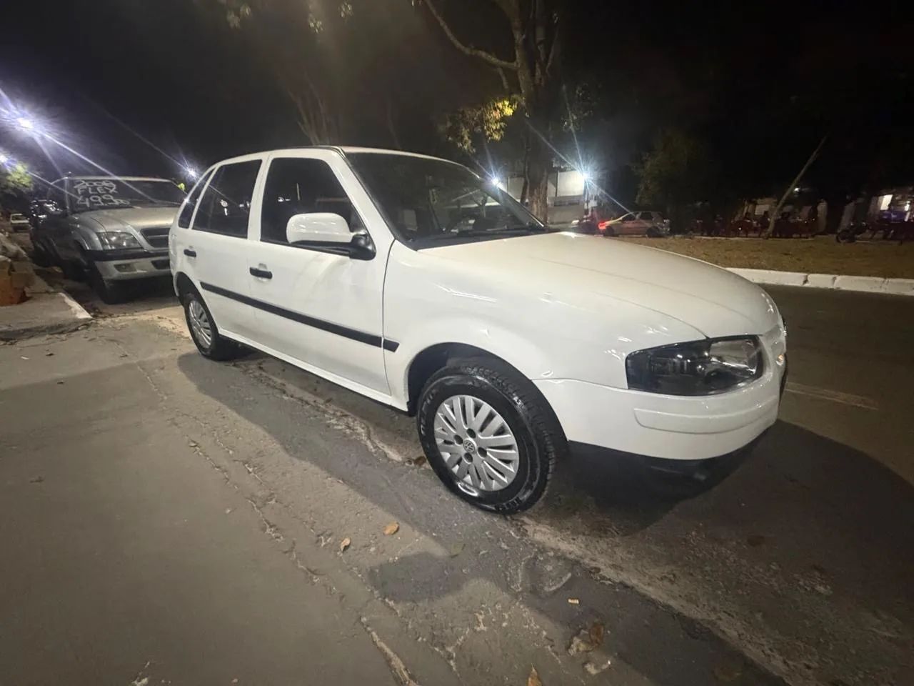 Volkswagen Gol GOL ECOMOTION  1.0 MI TOTAL FLEX 8V 4P 2013