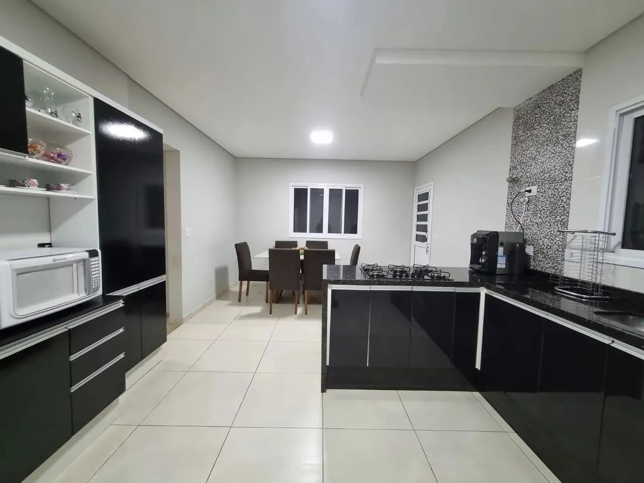 Sobrado ä venda no Condomínio Real Park Tiete Jundiapeba, em Mogi das Cruzes, SP - Foto 2