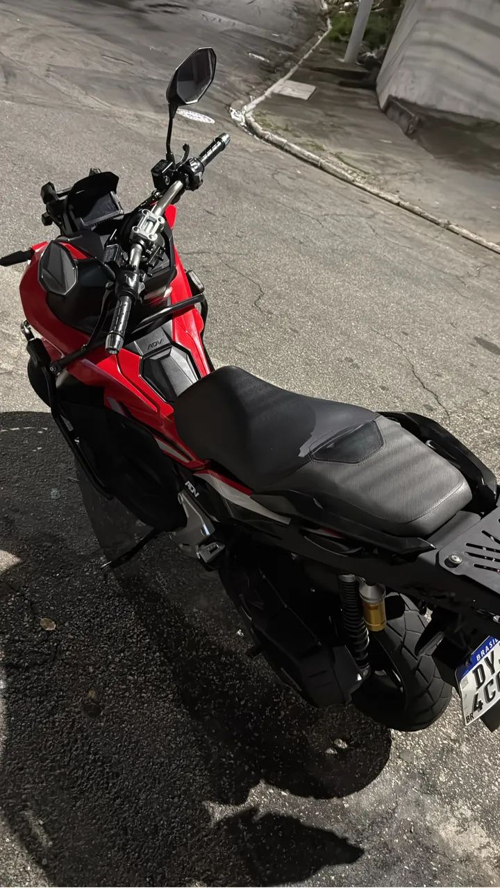 ADV 150 