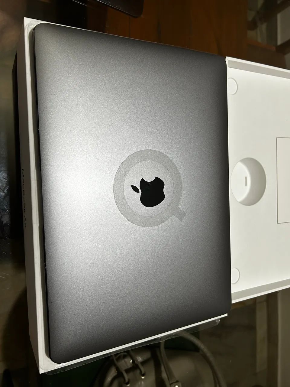 MacBook Air M1 2020 8GB/256GB Prata ? Impecável, 95% bateria +