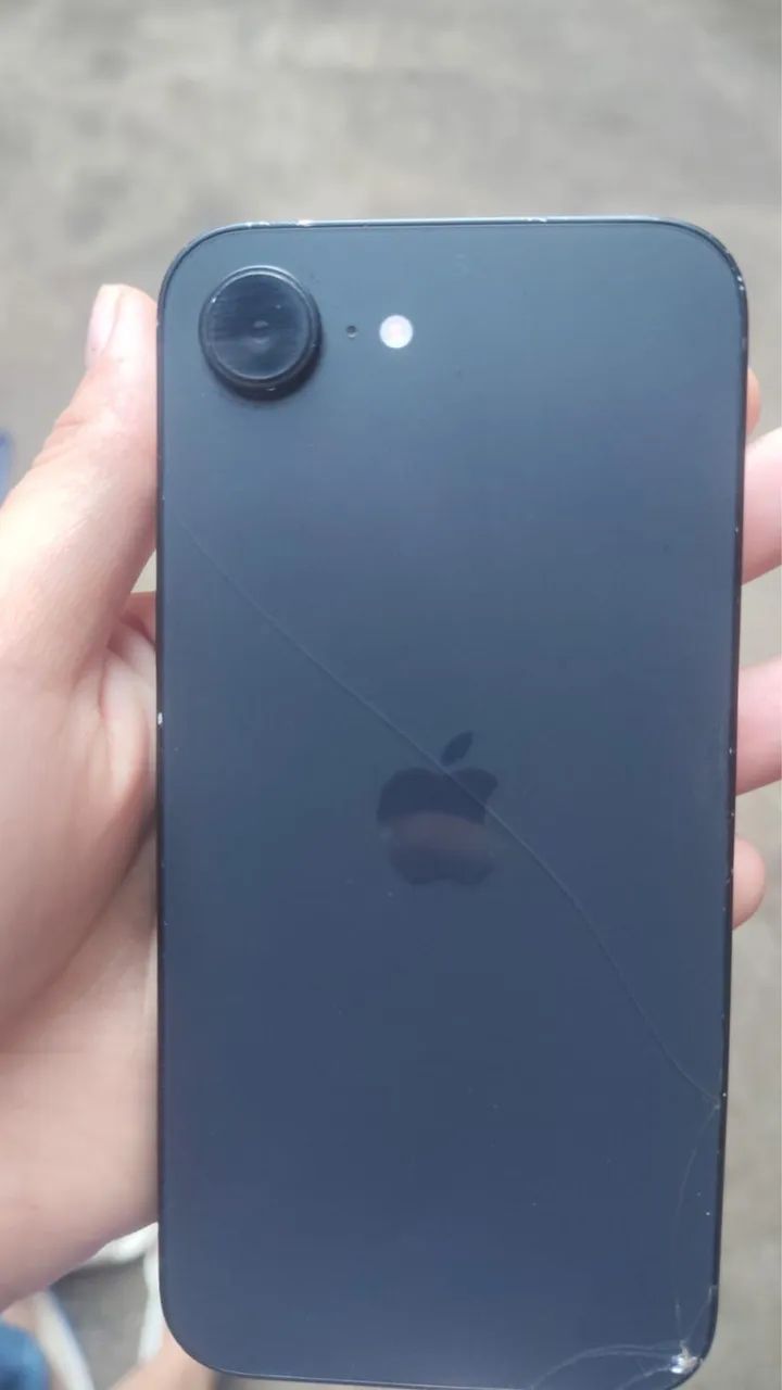 Iphone 16e 256 - Foto 2