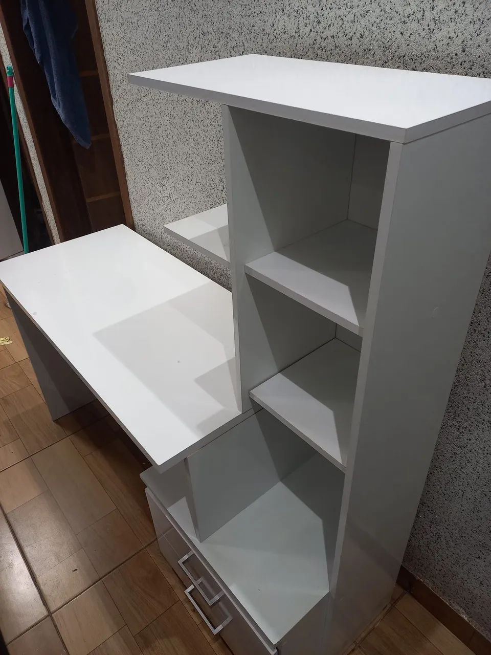 Escrivaninha/Mesa de estudos - Foto 5