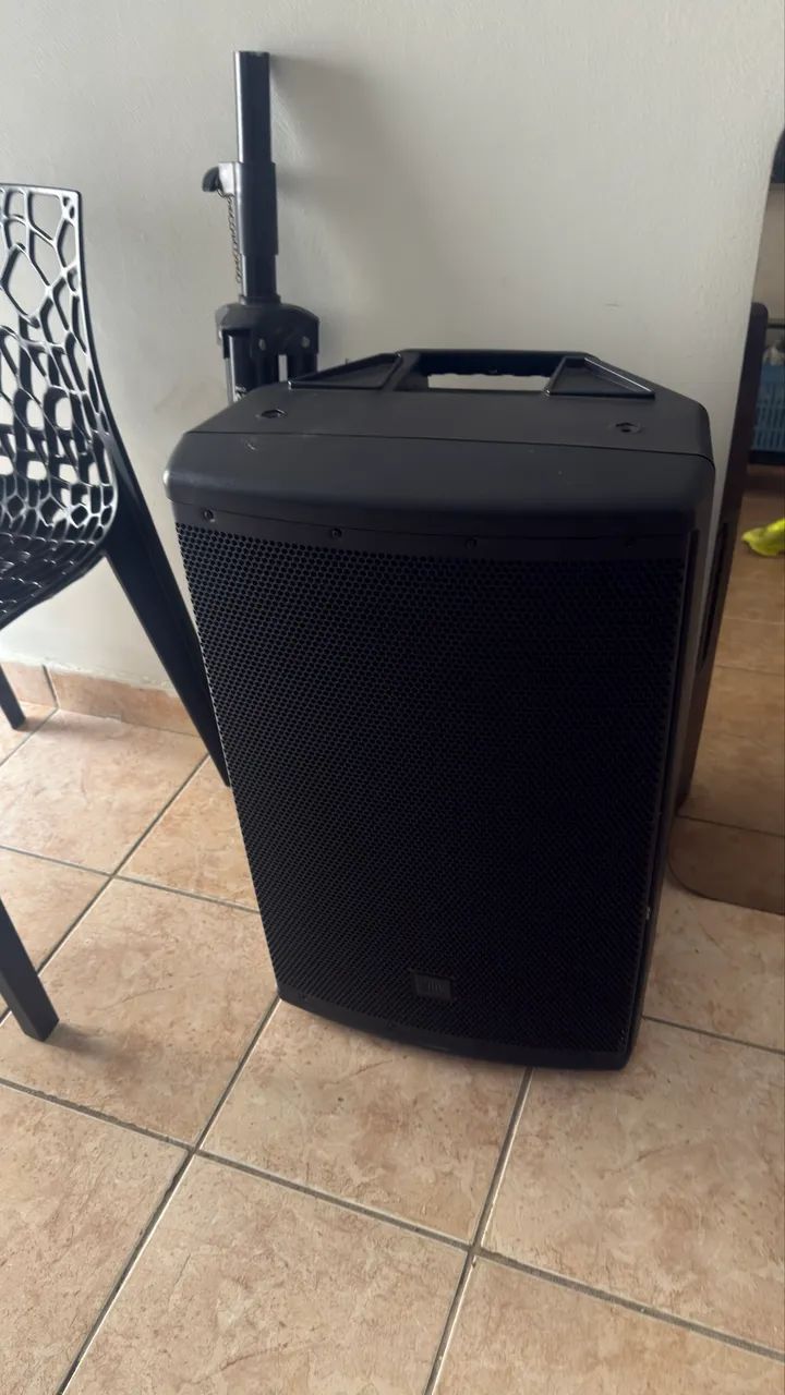 Caixa de som Jbl e mesa som Yamaha  - Foto 3