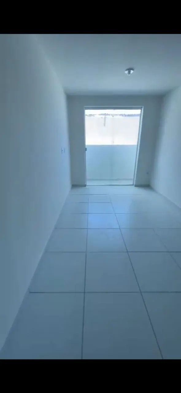 ALUGA-SE APARTAMENTO ? R$ 900,00