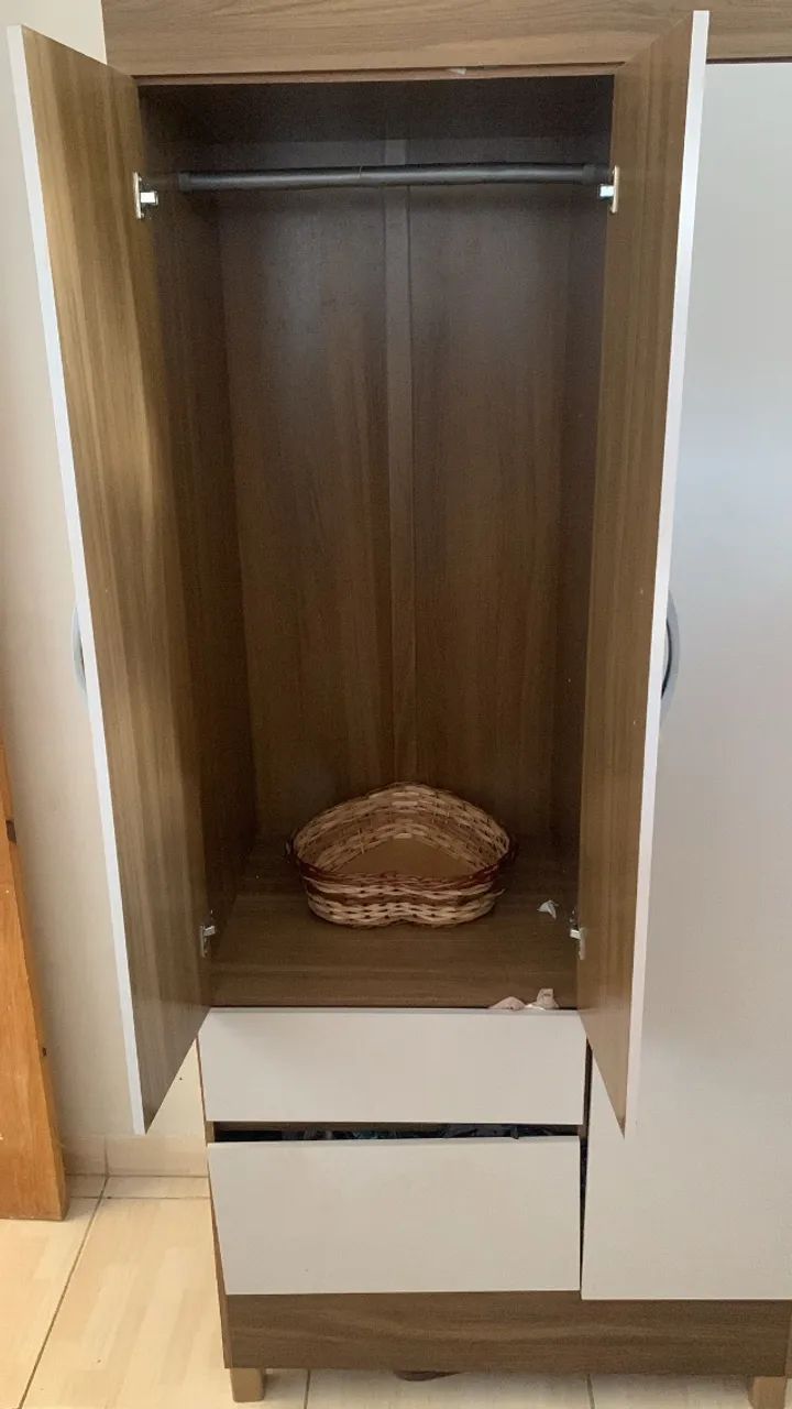 Guarda roupa 
