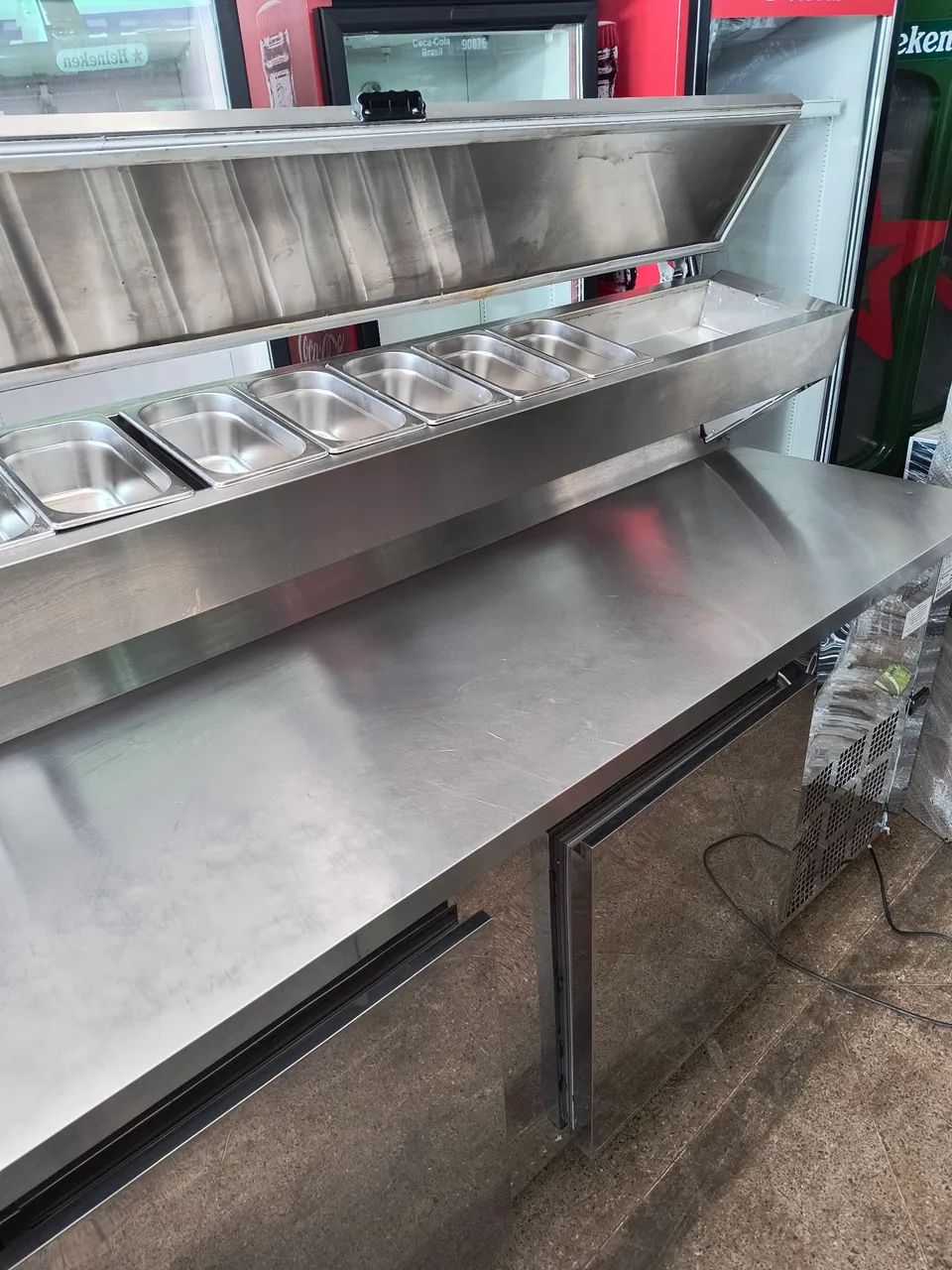 Balcão Refrigerado Inox 2Portas + Condimentadora 2 metros Gelopar Otimo Estado - Foto 6