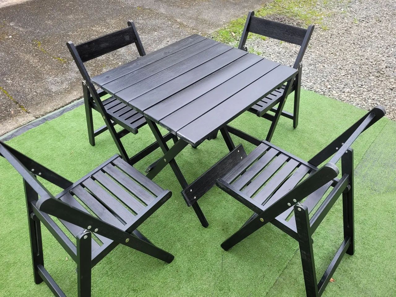 Conjunto de Mesa e Cadeiras Dobráveis Preto