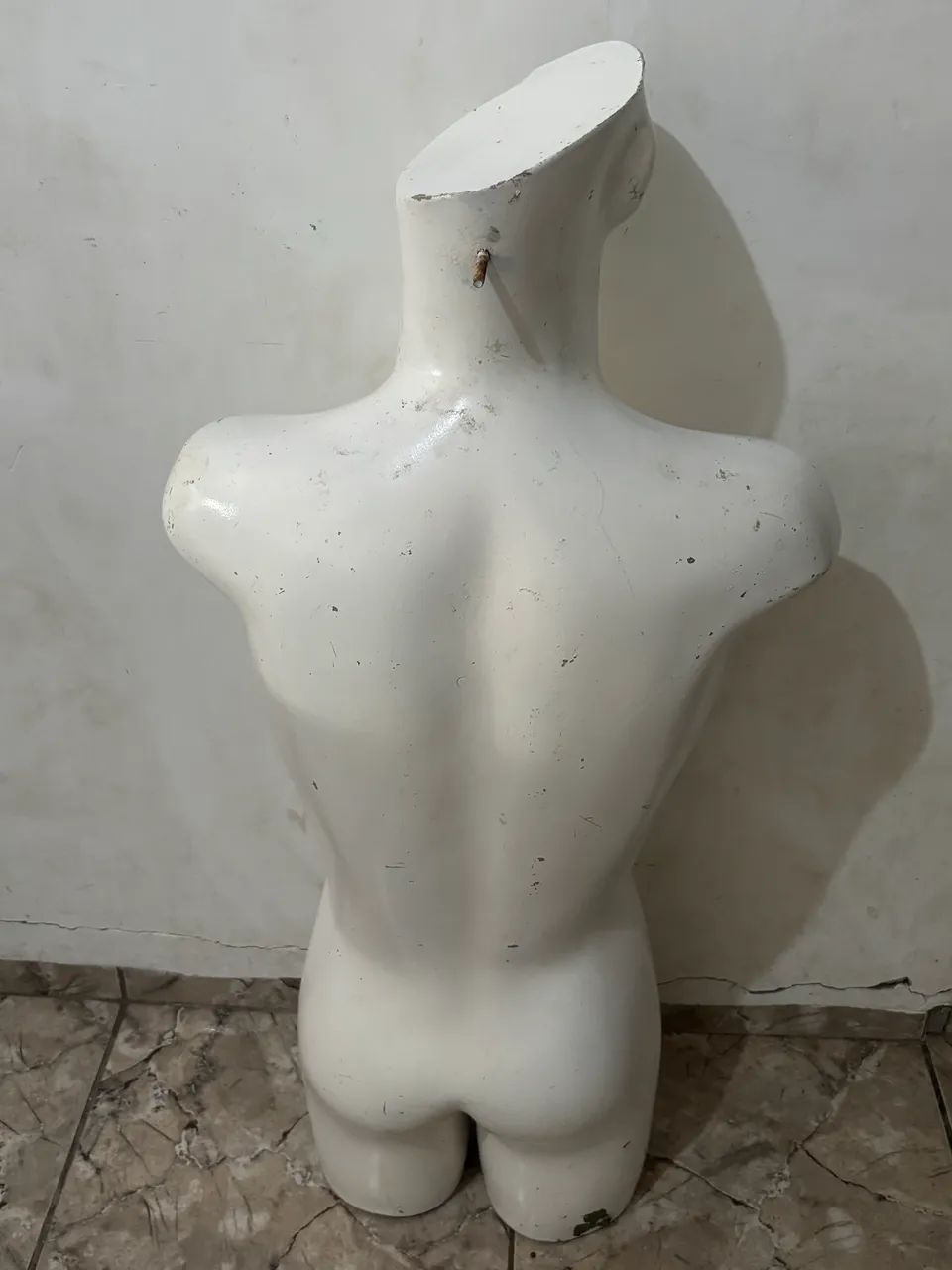 Manequim masculino meia perna fibra - Foto 3
