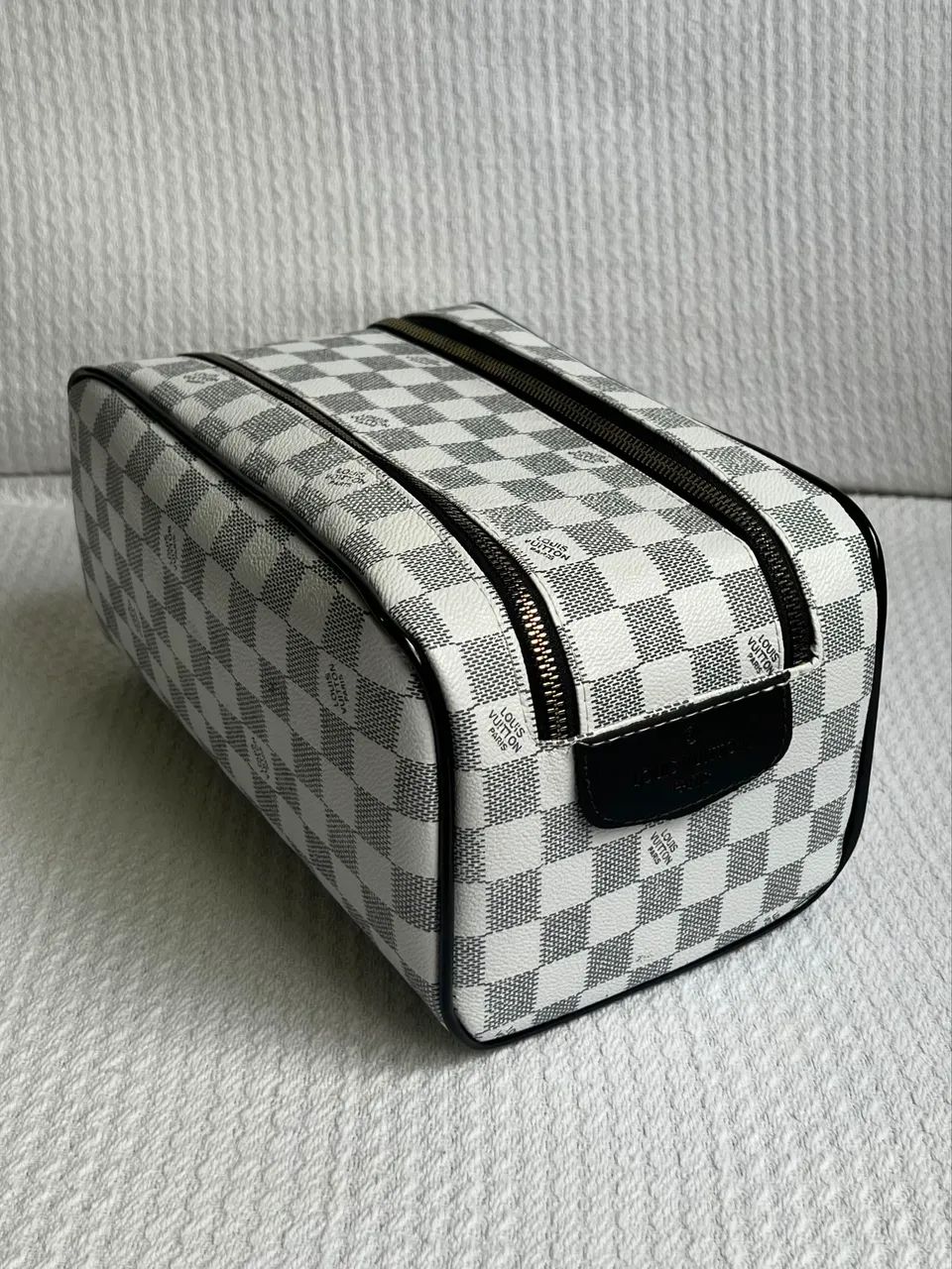 Necessaire branca Louis Vuitton  - Foto 4