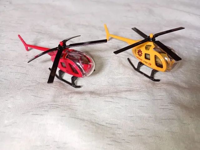 miniatura helicoptero tipo maisto 10 cm