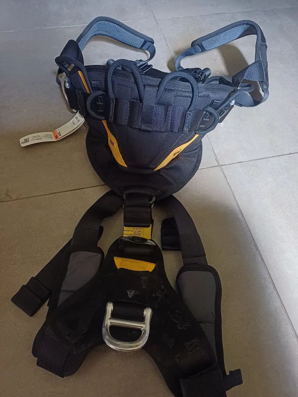 Cinto de escalada PTZL AVAO BOD (irata) novo - Foto 4