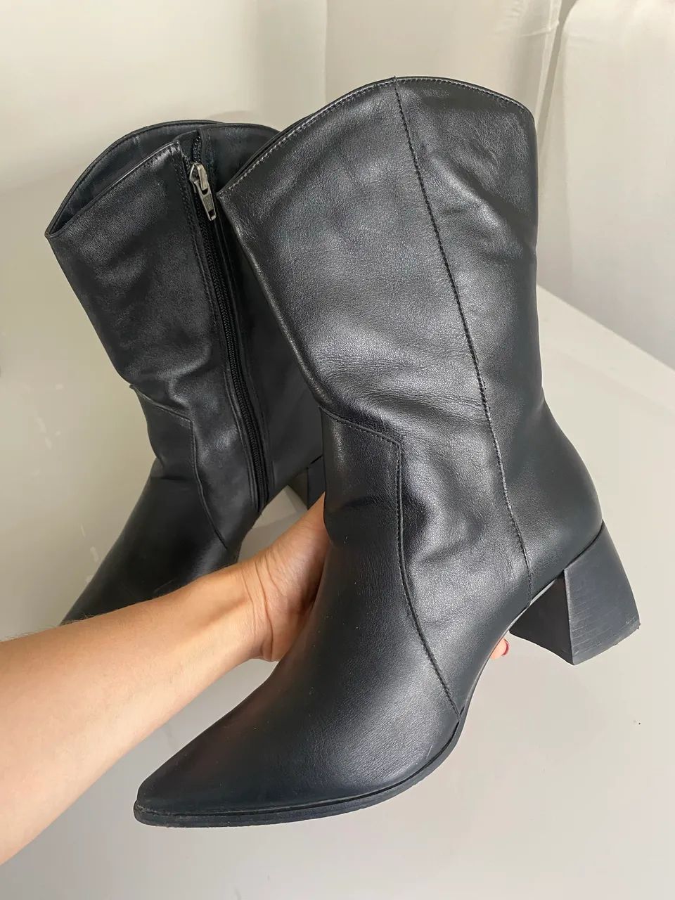 Bota Luiza Barcelos 