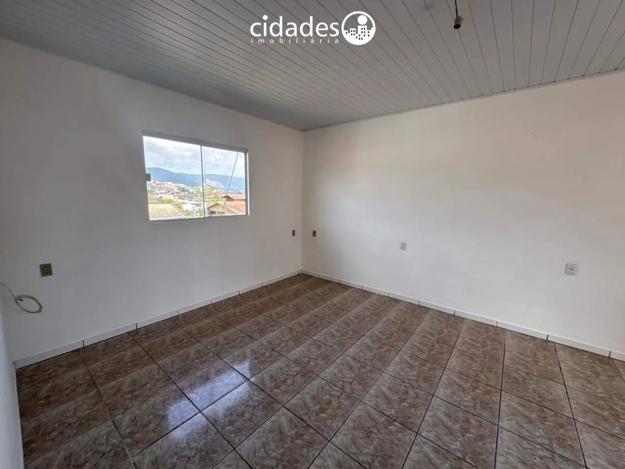Casa para para aluguel no bairro Forquilhas Leste - Foto 4