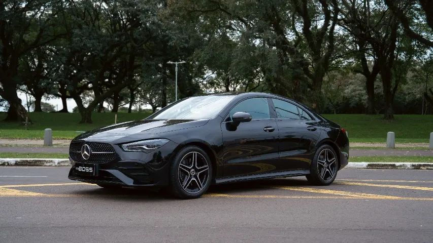 Mercedes-Benz Cla-200 2025