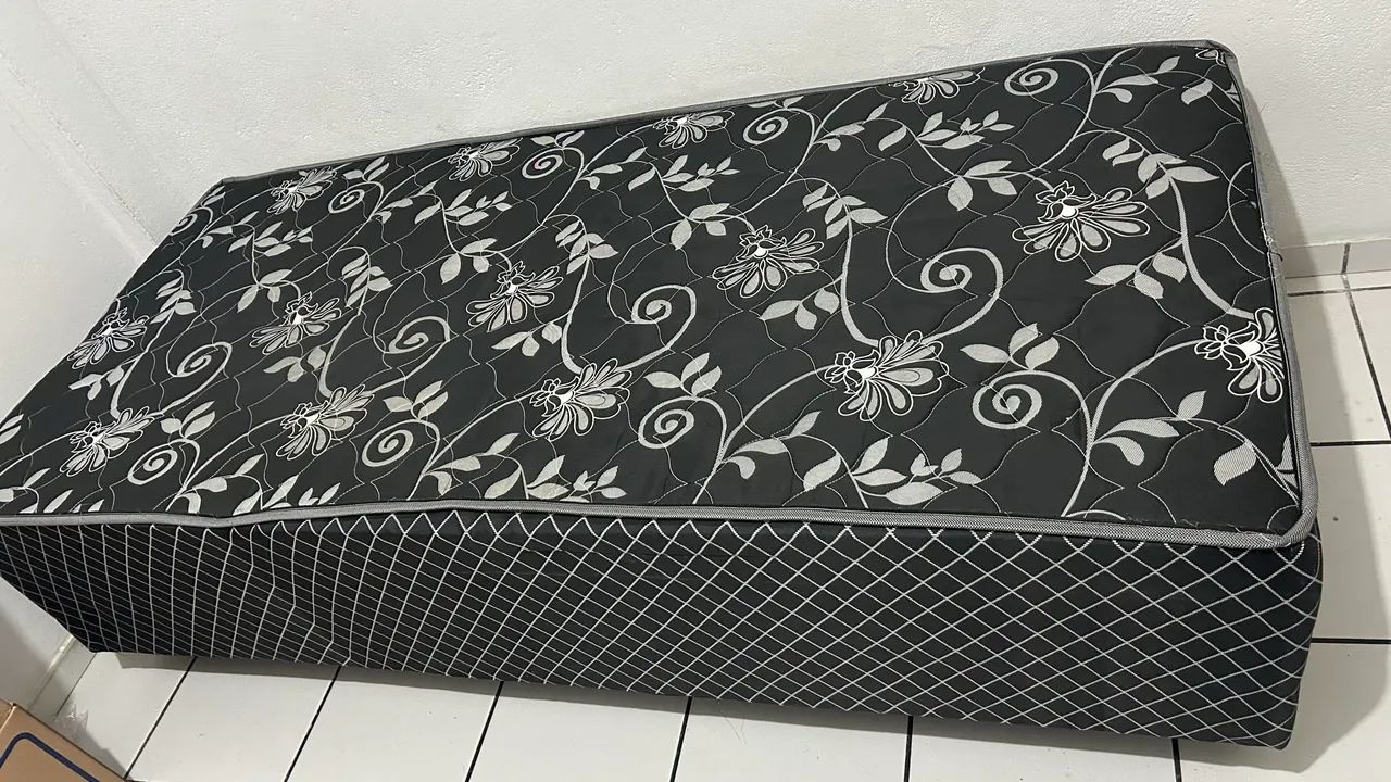 Base cama de solteiro, com colchão embutido - Foto 2