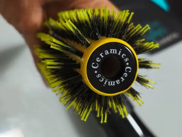 Secador e Escova de cabelo profissional - Foto 5