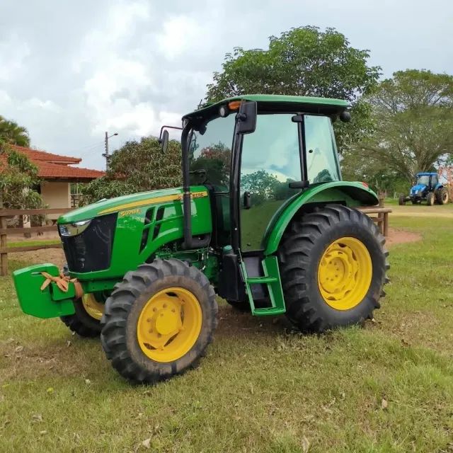 John Deere 5078E 4x4  - Foto 2