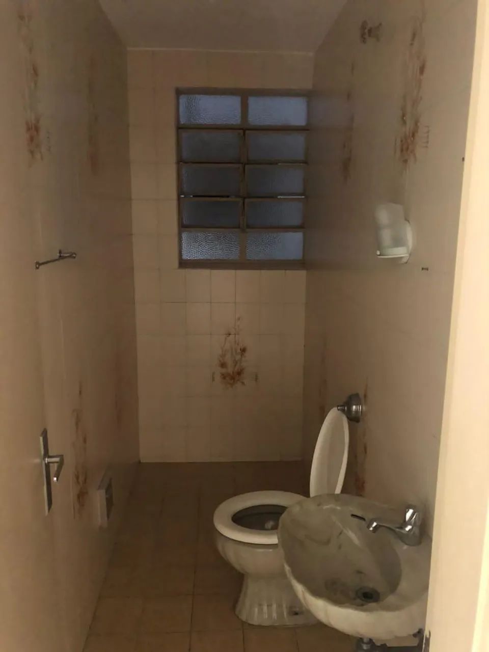 Alugo 2 quartos(centro de Curitiba) - Foto 2