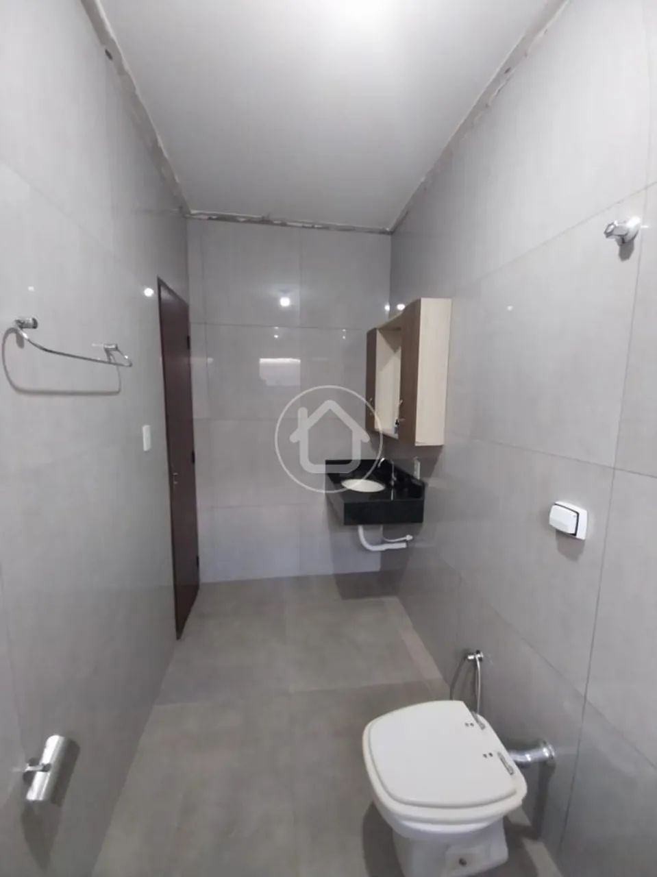 CASA COM SUITE - Foto 5