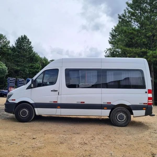 MB SPRINTER 415 ANO 2019 TETO ALTO COM 466 MIL KM  - 16 LUGARES - REPASSE - Foto 11