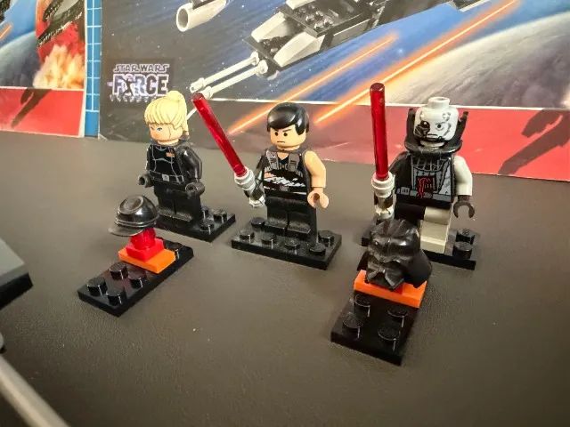 7672 - LEGO STAR WARS Rogue Shadow - Foto 4