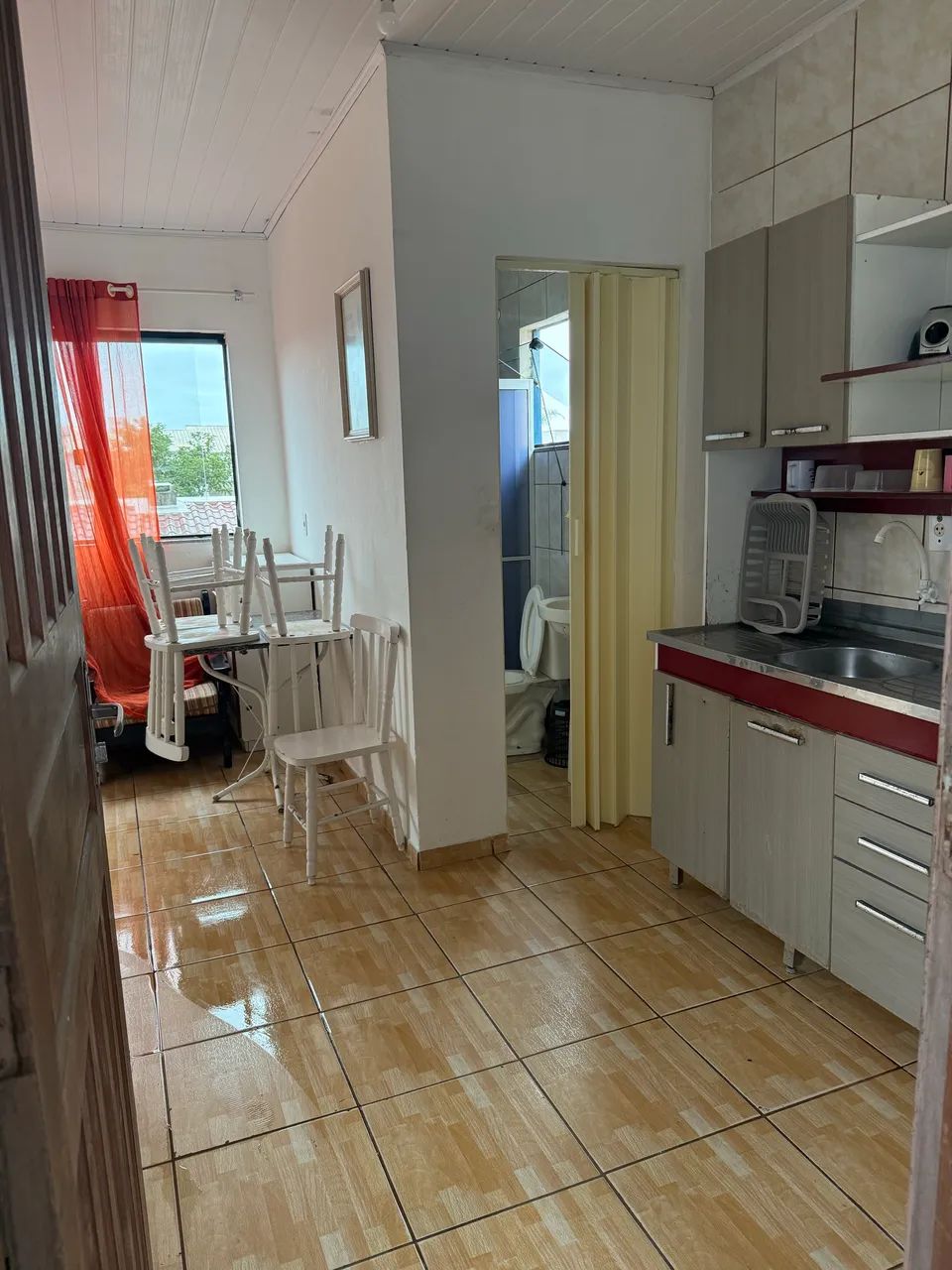 Aluga-se apartamento com 2 quartos 600mt do mar - Foto 5