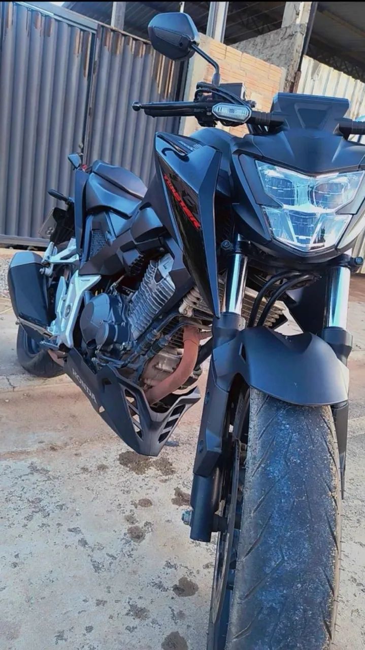 CB 300F - Foto 5