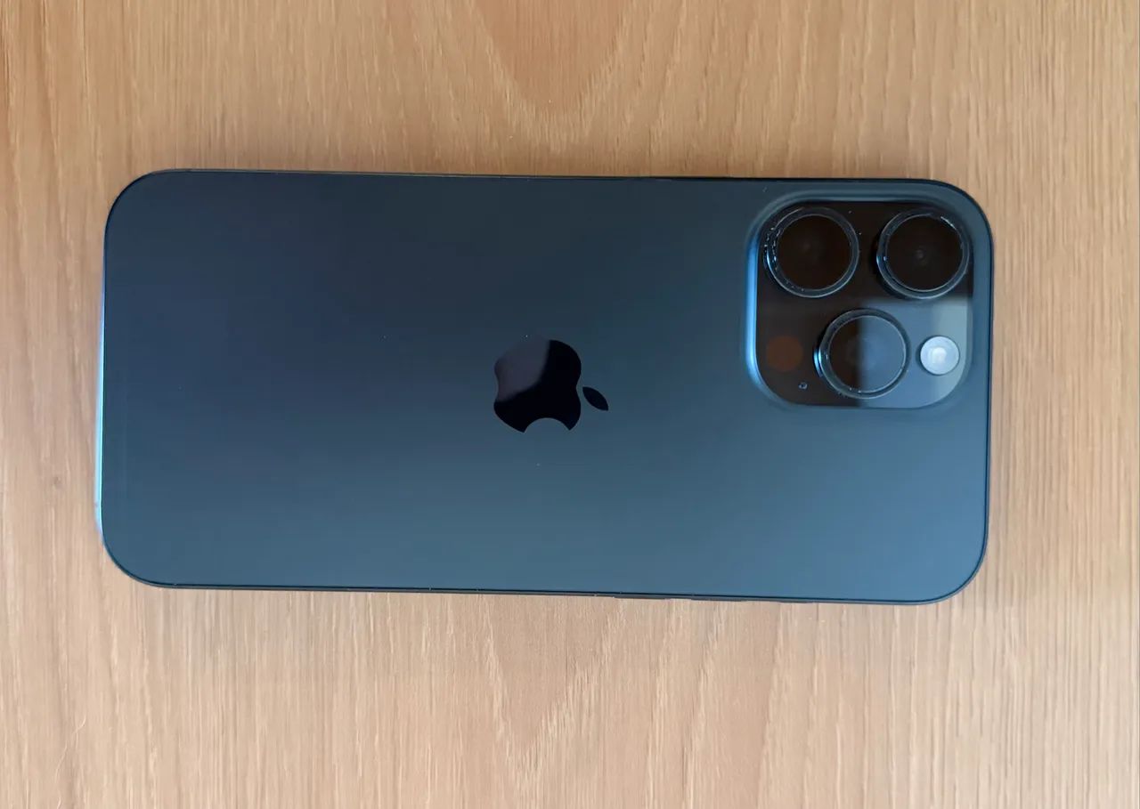 iPhone 16 Pro Max Titânio Preto - Impecável  - Foto 3