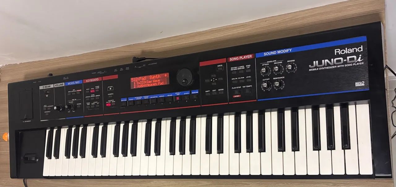 TECLADO ROLAND JUNO DI - Foto 4