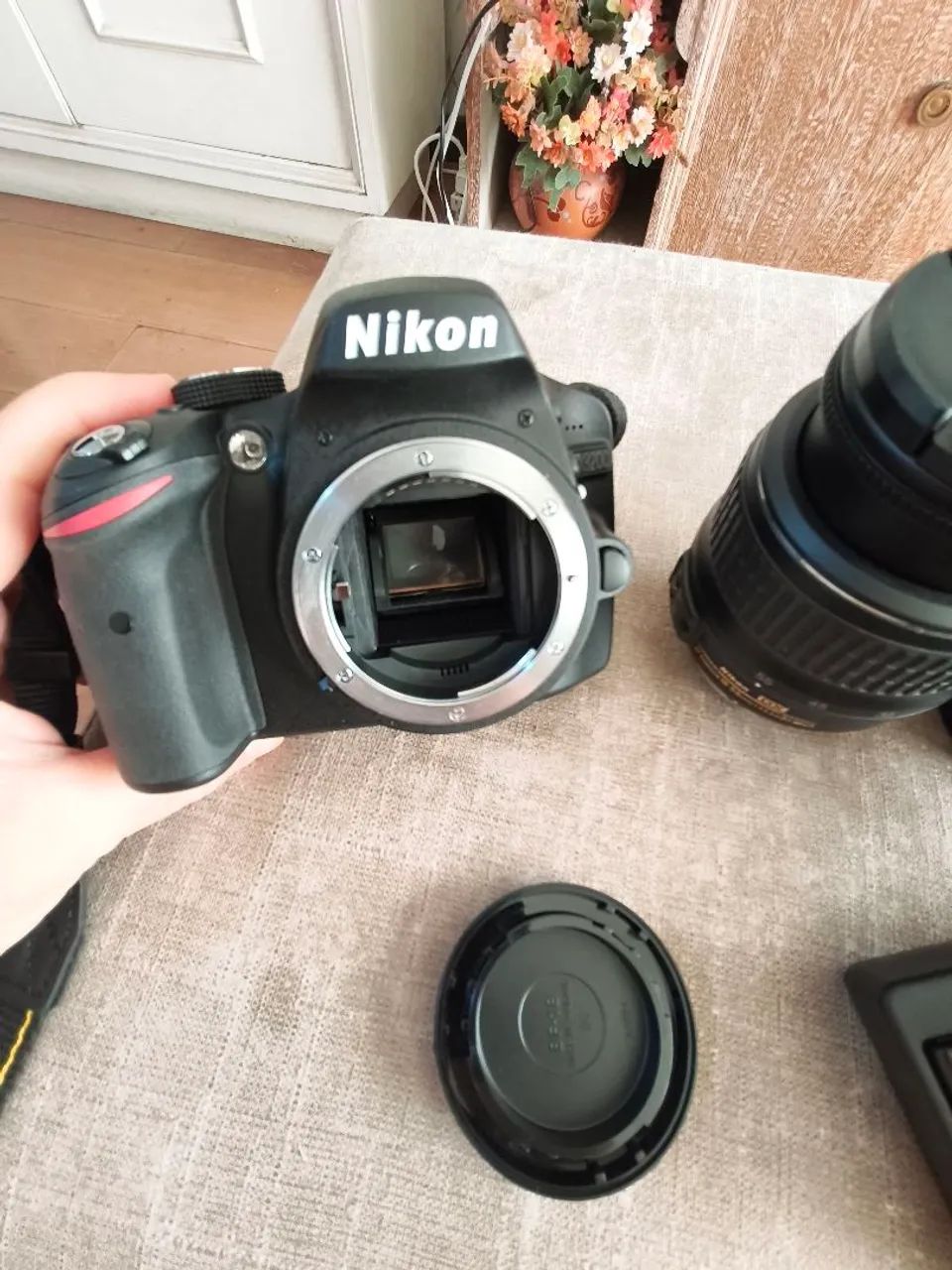 Câmera Nikon D3200 completa com tripé em perfeito estado - Foto 2