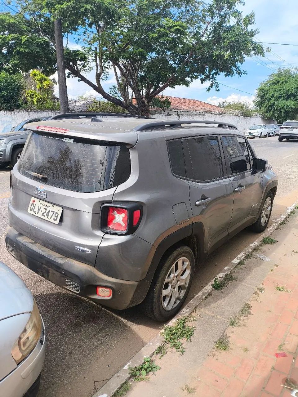 Jeep Renegade Longitude 1.8 4X2 Flex 16V Aut. 2017 - Foto 4