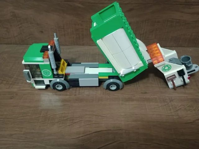 Caminhão de lixo lego original - Foto 5