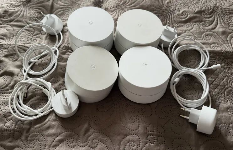 4 Google Mesh / Roteador Wifi (Usado)