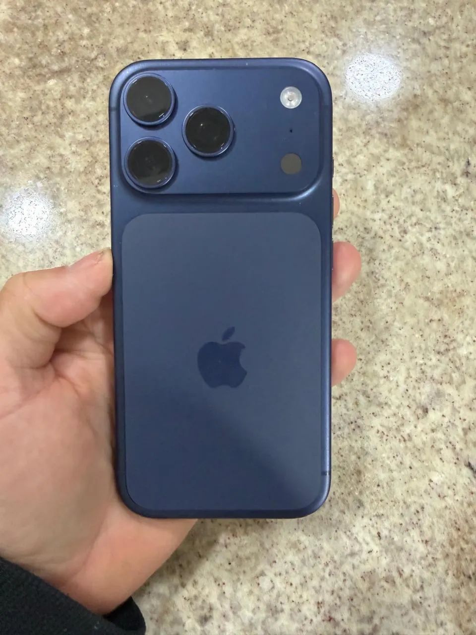 iPhone 17 PRO 256GB Azul - 5 meses de uso 