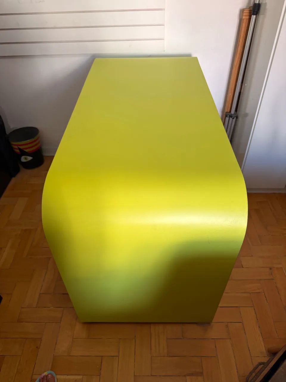 Escrivaninha com Design Moderno em Verde e Branco - Foto 3