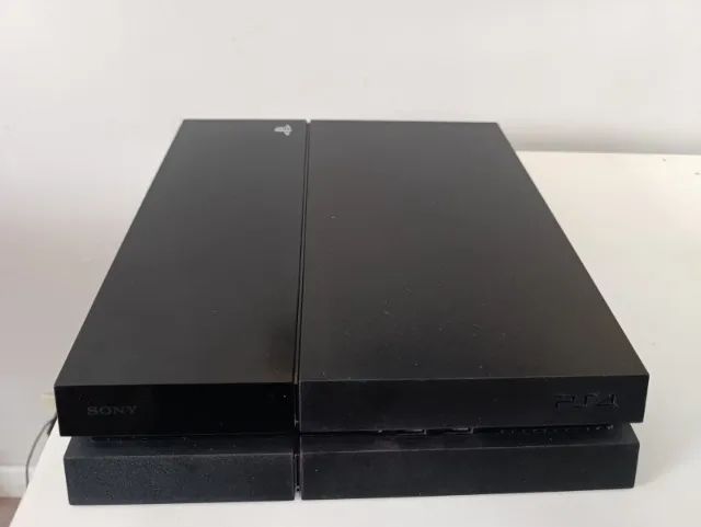 Playstation 4 + 2 Controles (PS4) - Foto 2