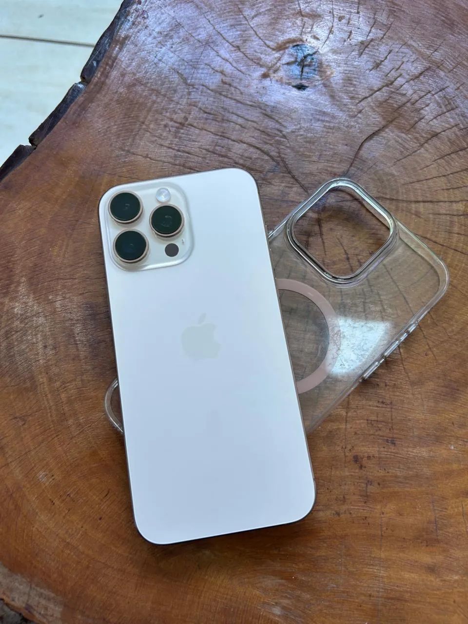 iPhone 16 pro Max 256GB - Celulares e Smartphones - Centro