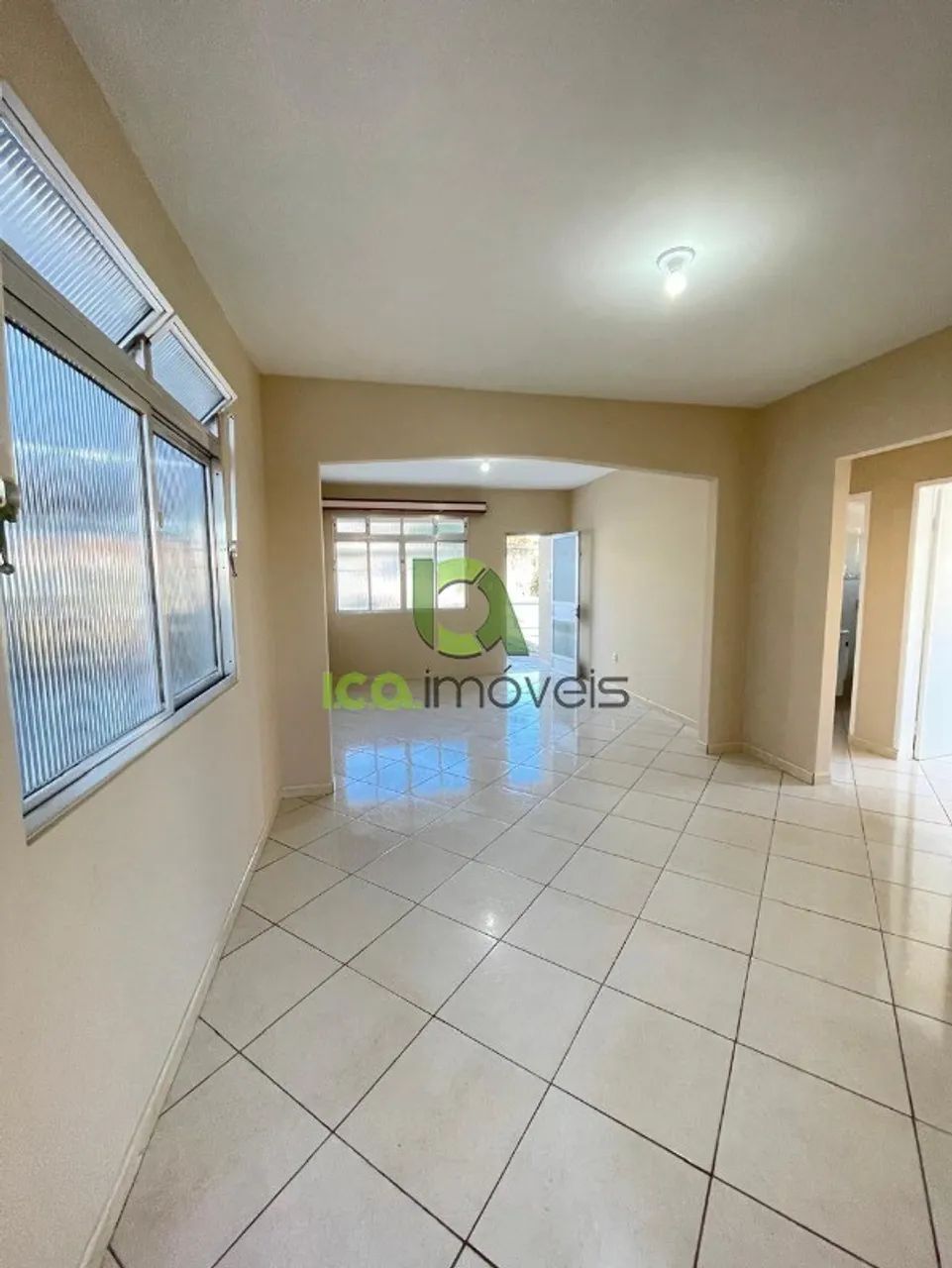 CASA AMPLA DE 3 QUARTOS PARA LOCAÇÃO EM SERRARIA - Foto 5