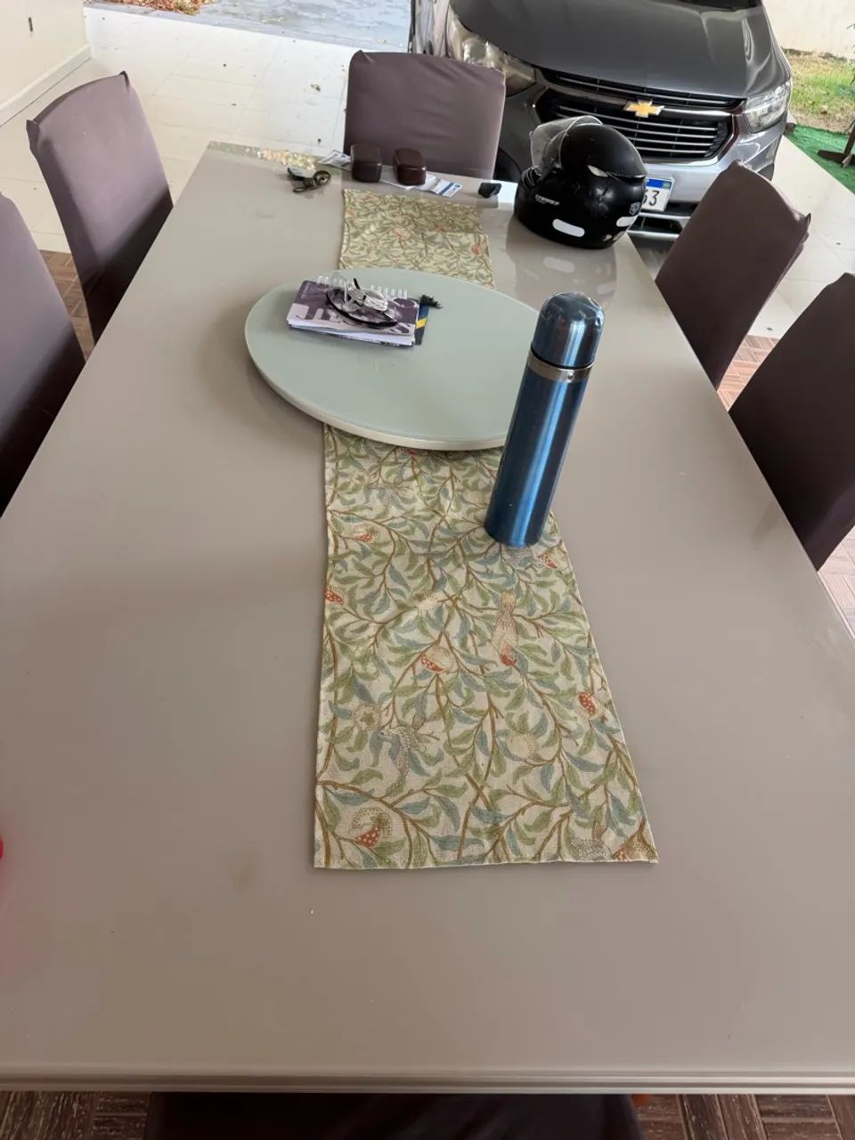 Linda mesa de jantar de 8 lugares  - Foto 2