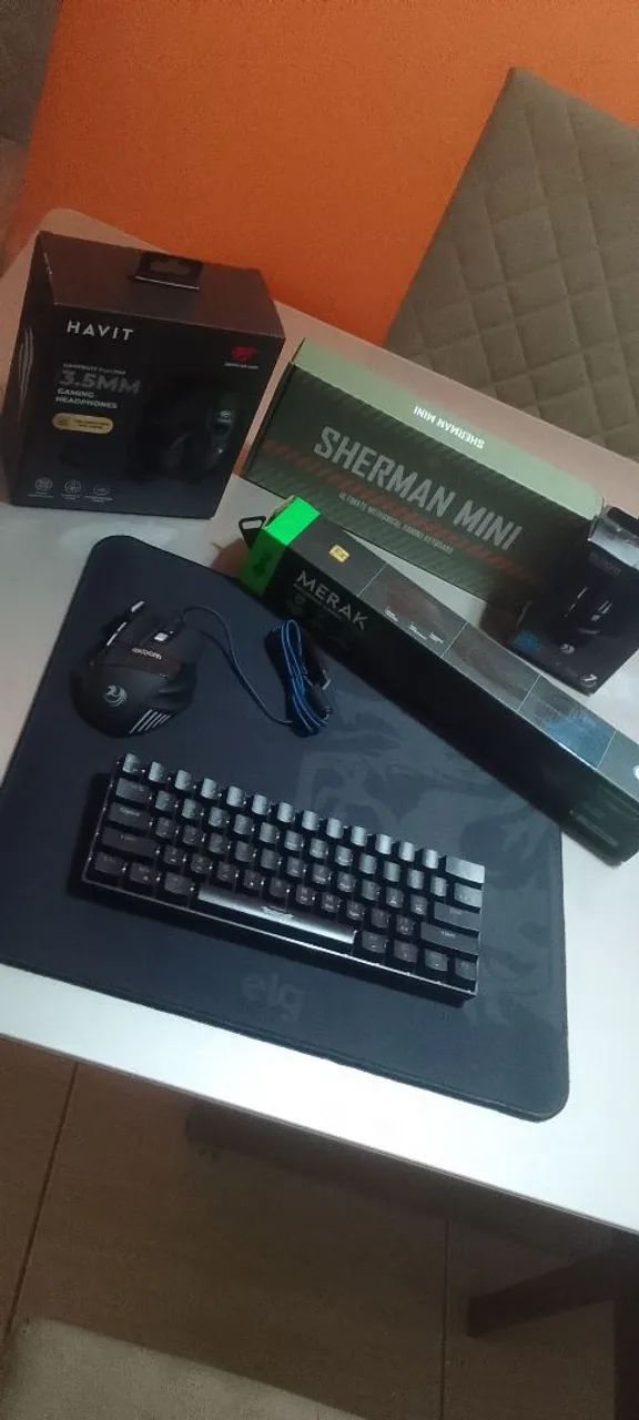 KIT GAMES MOUSE TECLADO MOUSEPAD HEADSET