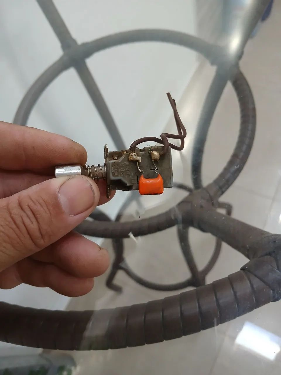 Chave liga e desliga Receiver Gradiente s125 - Foto 4
