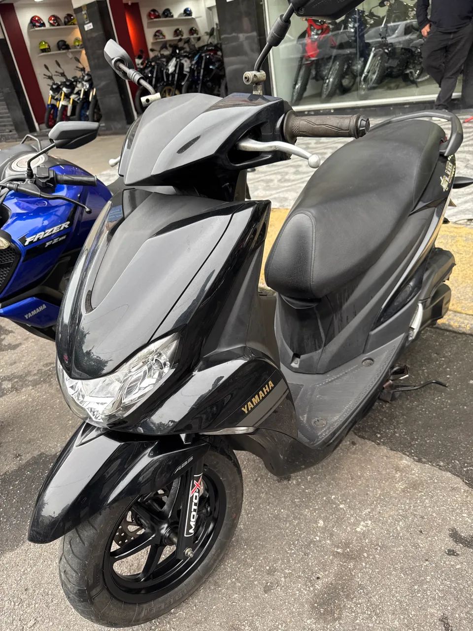 YAMAHA FLUO 2024-CARTAO DE CRÉDITO 24X E FINANCIAMENTO BANCÁRIO EM ATÉ 48X - Foto 3