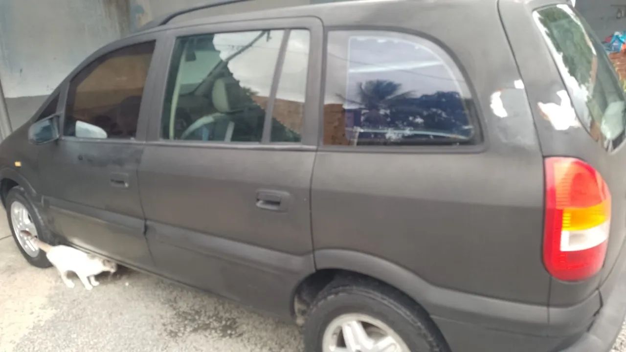 Chevrolet Zafira Zafira 2.0/ CD 2.0 16V MPFI 5p 2003