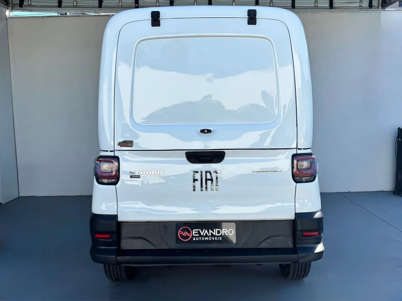Fiat Strada Endurance 1.4 Flex 8V CS Plus 2023 - Foto 5